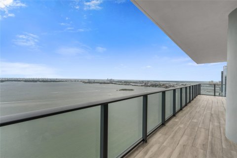 Condominio en venta en Miami, Florida, 3 dormitorios, 151.8 m2 № 1325931 - foto 17