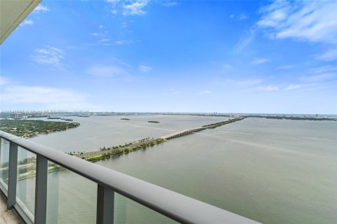 Condominio en venta en Miami, Florida, 3 dormitorios, 151.8 m2 № 1325931 - foto 18