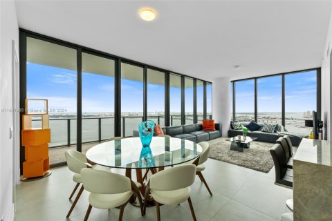 Condominio en venta en Miami, Florida, 3 dormitorios, 151.8 m2 № 1325931 - foto 11