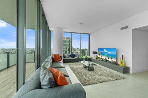 Condominio en venta en Miami, Florida, 3 dormitorios, 151.8 m2 № 1325931 - foto 13