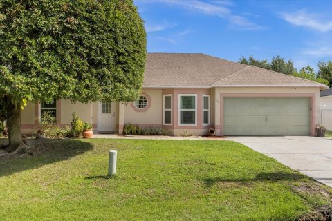 Villa ou maison à vendre à Kissimmee, Floride: 4 chambres, 158.31 m2 № 1261902 - photo 1