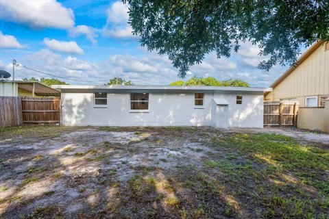 Villa ou maison à vendre à Tampa, Floride: 4 chambres, 97.55 m2 № 1308992 - photo 25