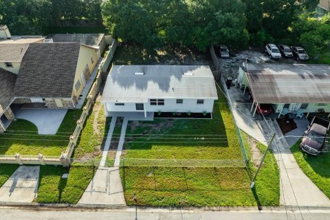 Villa ou maison à vendre à Tampa, Floride: 4 chambres, 97.55 m2 № 1308992 - photo 30