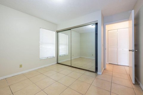 Condo in Stuart, Florida, 2 bedrooms  № 1135095 - photo 19