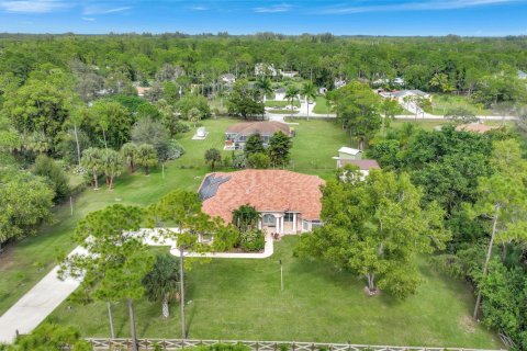 Villa ou maison à vendre à West Palm Beach, Floride: 4 chambres, 282.24 m2 № 870854 - photo 14