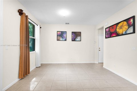 Touwnhouse à vendre à Cooper City, Floride: 3 chambres, 118.91 m2 № 1391841 - photo 9