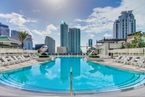 Condo in Miami, Florida, 1 bedroom  № 1391872 - photo 15