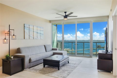 Condo in Miami, Florida, 1 bedroom  № 1391840 - photo 4