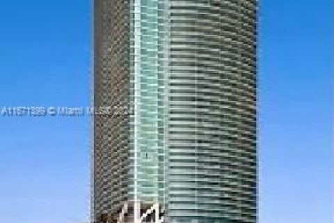 Condominio en venta en Miami, Florida, 1 dormitorio, 78.5 m2 № 1391840 - foto 11