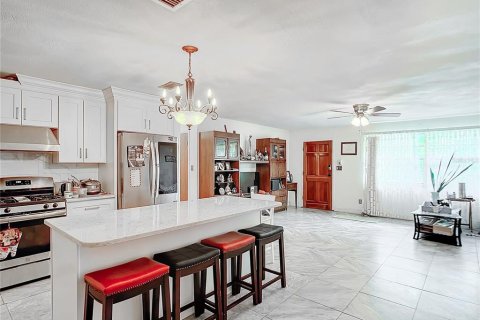 Casa en venta en Saint Petersburg, Florida, 3 dormitorios, 135.27 m2 № 1335847 - foto 5