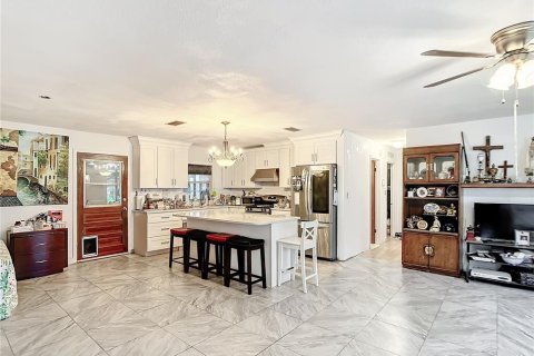 Casa en venta en Saint Petersburg, Florida, 3 dormitorios, 135.27 m2 № 1335847 - foto 8