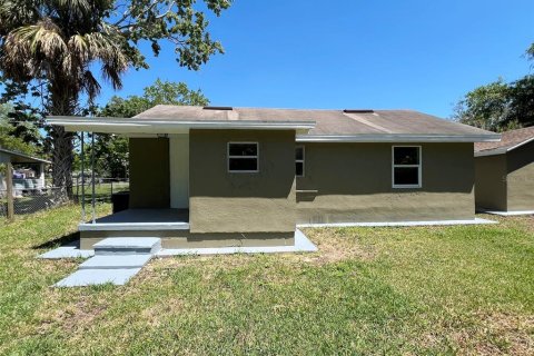 House in Winter Garden, Florida 2 bedrooms, 88.81 sq.m. № 1335848 - photo 16