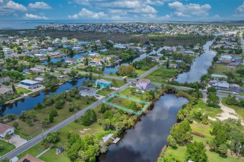 Terreno en venta en Hernando Beach, Florida № 1351321 - foto 9