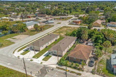 Appartement à louer à Winter Haven, Floride: 2 chambres, 83.98 m2 № 1351320 - photo 4