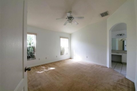 Casa en alquiler en Kissimmee, Florida, 3 dormitorios, 177.63 m2 № 1351327 - foto 9