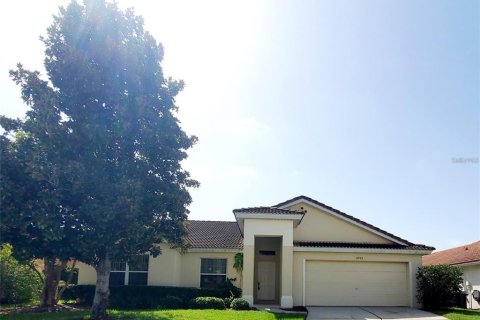 Villa ou maison à louer à Kissimmee, Floride: 3 chambres, 177.63 m2 № 1351327 - photo 1