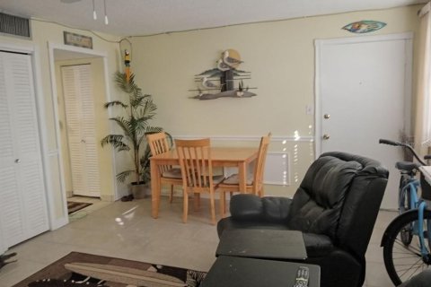 Condominio en venta en Cape Canaveral, Florida, 1 dormitorio, 55.74 m2 № 1385109 - foto 4