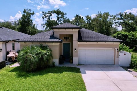 Villa ou maison à vendre à Tampa, Floride: 4 chambres, 169.08 m2 № 1385147 - photo 1