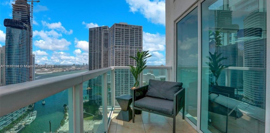 Condo in Miami, Florida, 2 bedrooms  № 1291533