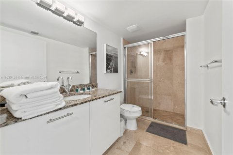 Copropriété à vendre à Miami, Floride: 2 chambres, 117.71 m2 № 1291533 - photo 24