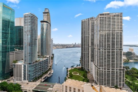 Condominio en venta en Miami, Florida, 2 dormitorios, 117.71 m2 № 1291533 - foto 2