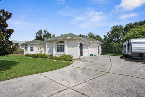 Casa en venta en Spring Hill, Florida, 5 dormitorios, 336.68 m2 № 1352398 - foto 4