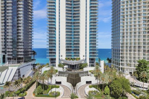 Condo in Sunny Isles Beach, Florida, 1 bedroom  № 1291901 - photo 9