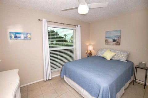 Condo in Bradenton, Florida, 2 bedrooms  № 1341539 - photo 7