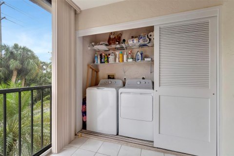 Condominio en venta en Boynton Beach, Florida, 3 dormitorios, 153.94 m2 № 989291 - foto 28