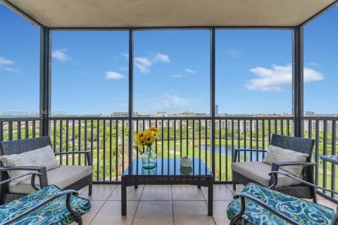 Condo in Aventura, Florida, 1 bedroom  № 1354494 - photo 22