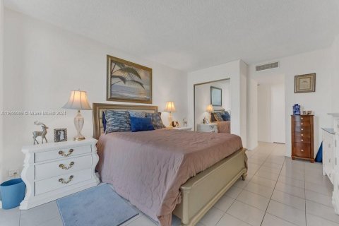 Condo in Aventura, Florida, 1 bedroom  № 1354494 - photo 21