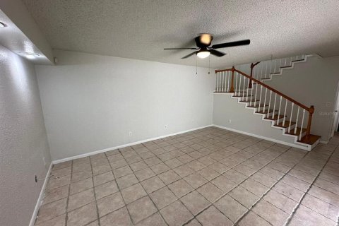 Touwnhouse à vendre à Orlando, Floride: 2 chambres, 118.17 m2 № 1357808 - photo 3