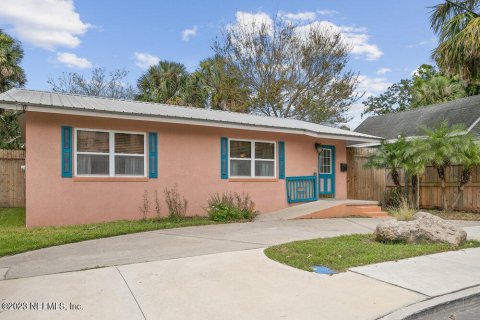 Villa ou maison à vendre à Saint Augustine, Floride: 2 chambres, 84.54 m2 № 773605 - photo 2