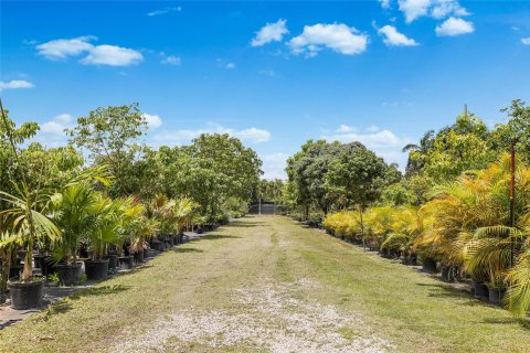 Villa ou maison à vendre à Southwest Ranches, Floride: 3 chambres, 153.29 m2 № 1174493 - photo 1