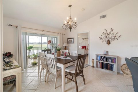 Copropriété à vendre à North Port, Floride: 2 chambres, 121.98 m2 № 1279664 - photo 17