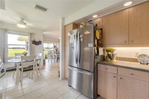 Condo in North Port, Florida, 2 bedrooms  № 1279664 - photo 30