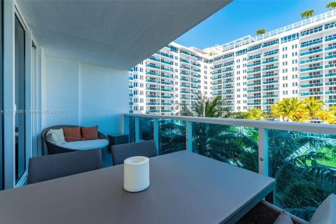 Copropriété à louer à Miami Beach, Floride: 1 chambre, 89.19 m2 № 118912 - photo 8