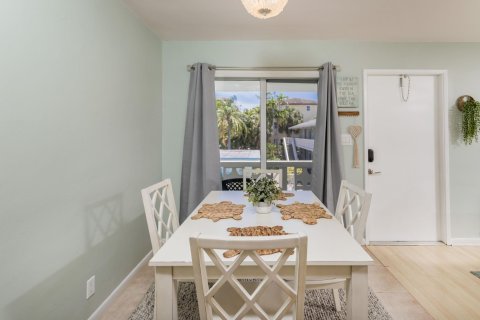 Condominio en venta en Pompano Beach, Florida, 1 dormitorio, 52.03 m2 № 1135099 - foto 11