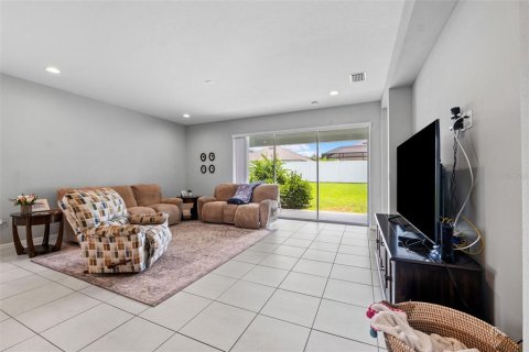 Casa en venta en Wesley Chapel, Florida, 4 dormitorios, 224.36 m2 № 1301743 - foto 15