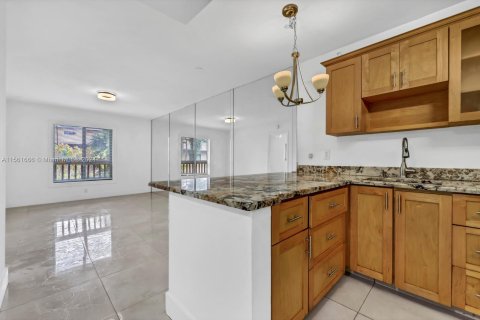 Condominio en venta en Wilton Manors, Florida, 2 dormitorios, 70.7 m2 № 1102982 - foto 1