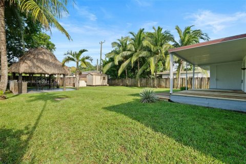 Casa en venta en Miami Springs, Florida, 3 dormitorios, 105.54 m2 № 1291794 - foto 19