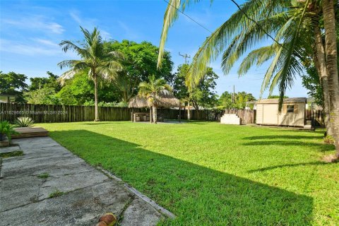 Villa ou maison à vendre à Miami Springs, Floride: 3 chambres, 105.54 m2 № 1291794 - photo 27