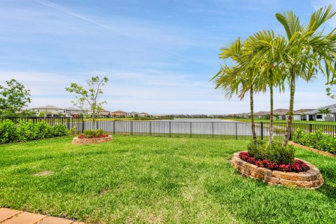 Villa ou maison à vendre à Lake Worth, Floride: 5 chambres, 257.9 m2 № 1174032 - photo 17