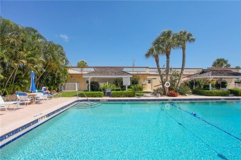 Condo in Longboat Key, Florida, 2 bedrooms  № 251583 - photo 20