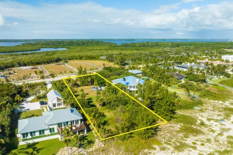 Купить земельный участок в Хатчинсон-Айленд-Саут, Флорида № 830308 - фото 4