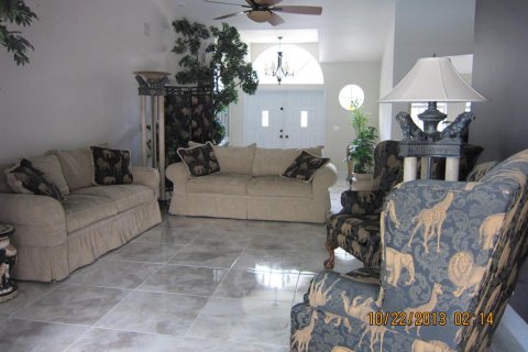 House in Jupiter, Florida 3 bedrooms, 226.5 sq.m. № 701782 - photo 6