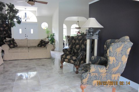 House in Jupiter, Florida 3 bedrooms, 226.5 sq.m. № 701782 - photo 15