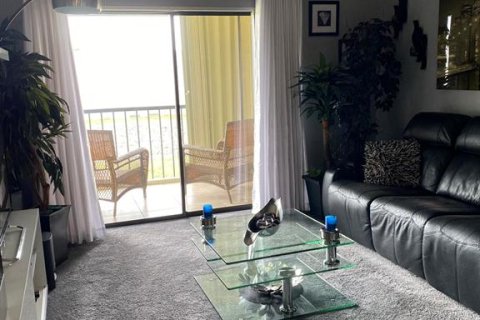 Condominio en venta en Lake Worth, Florida, 2 dormitorios, 126.35 m2 № 701760 - foto 18