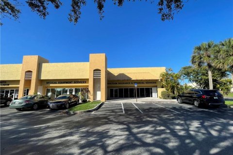 Commercial property in Sunrise, Florida № 179358 - photo 18