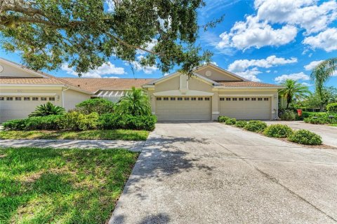 Villa ou maison à vendre à North Port, Floride: 2 chambres, 116.59 m2 № 1265557 - photo 1